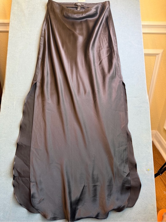 Banana Republic Dresses & Skirts - Banana Republic Black Silk Petite Silk Skirt